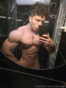 Ill drop a flexing video today