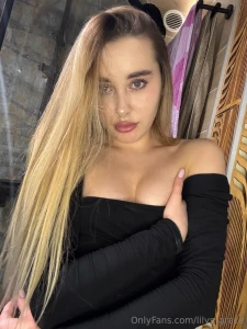 They say the most important thing about a girl is her eyes you can