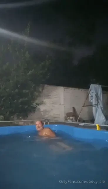 Si les gusta dejen comentarios y propinas 