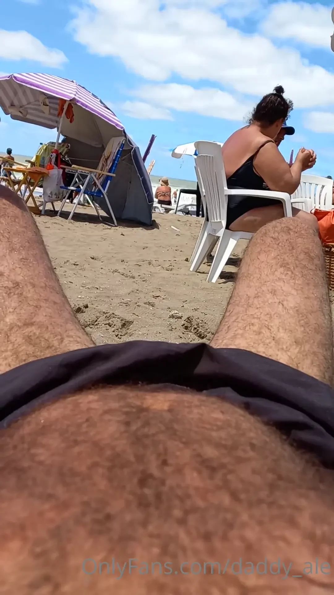 Buenas tardes chicos no veo que me incentiven a subir fotos ni videos 