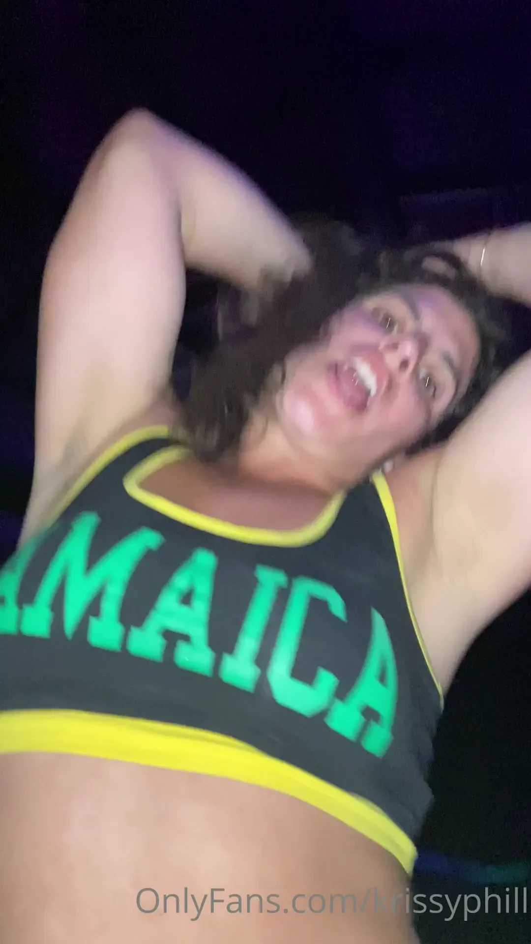 Giving you a lap dance and putting my pussy in your face in public 