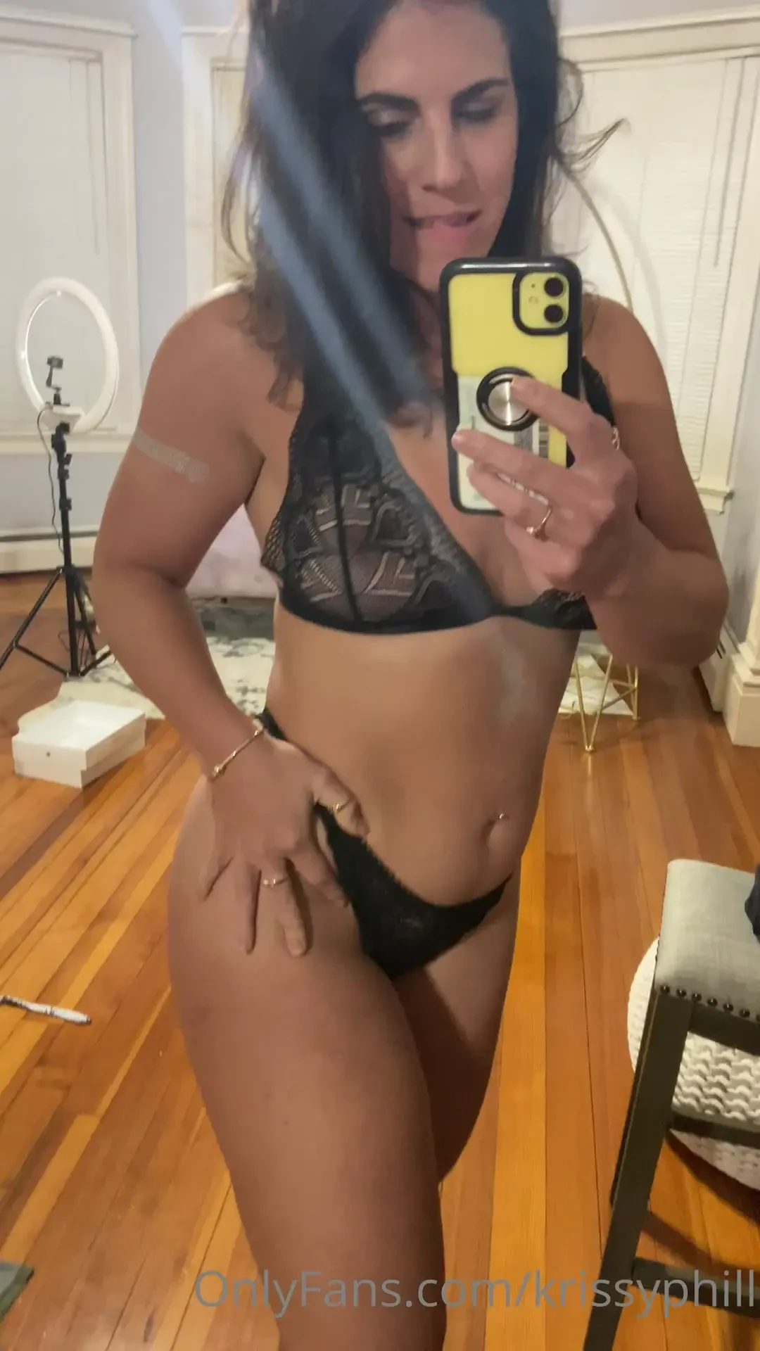 Definitely feeling myself tonight in this sexy lace i really want to 