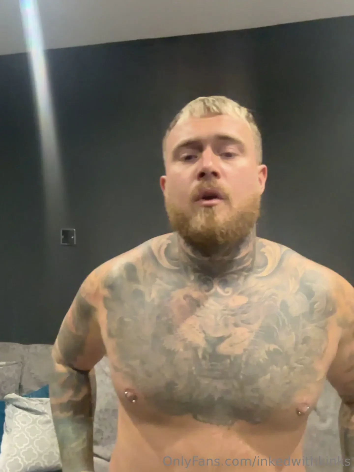 Oioi are you checking me out 