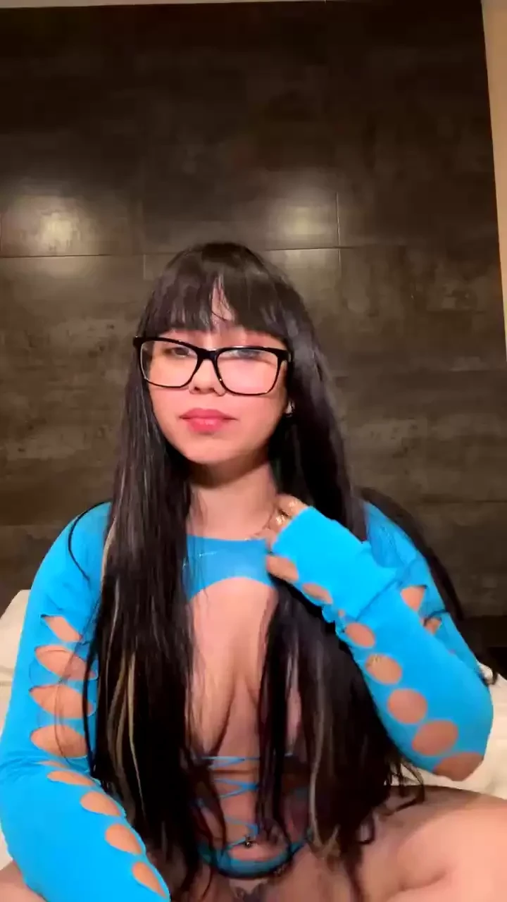Aqu est el en vivo con mi vestido favorito comenten si les gustar a 