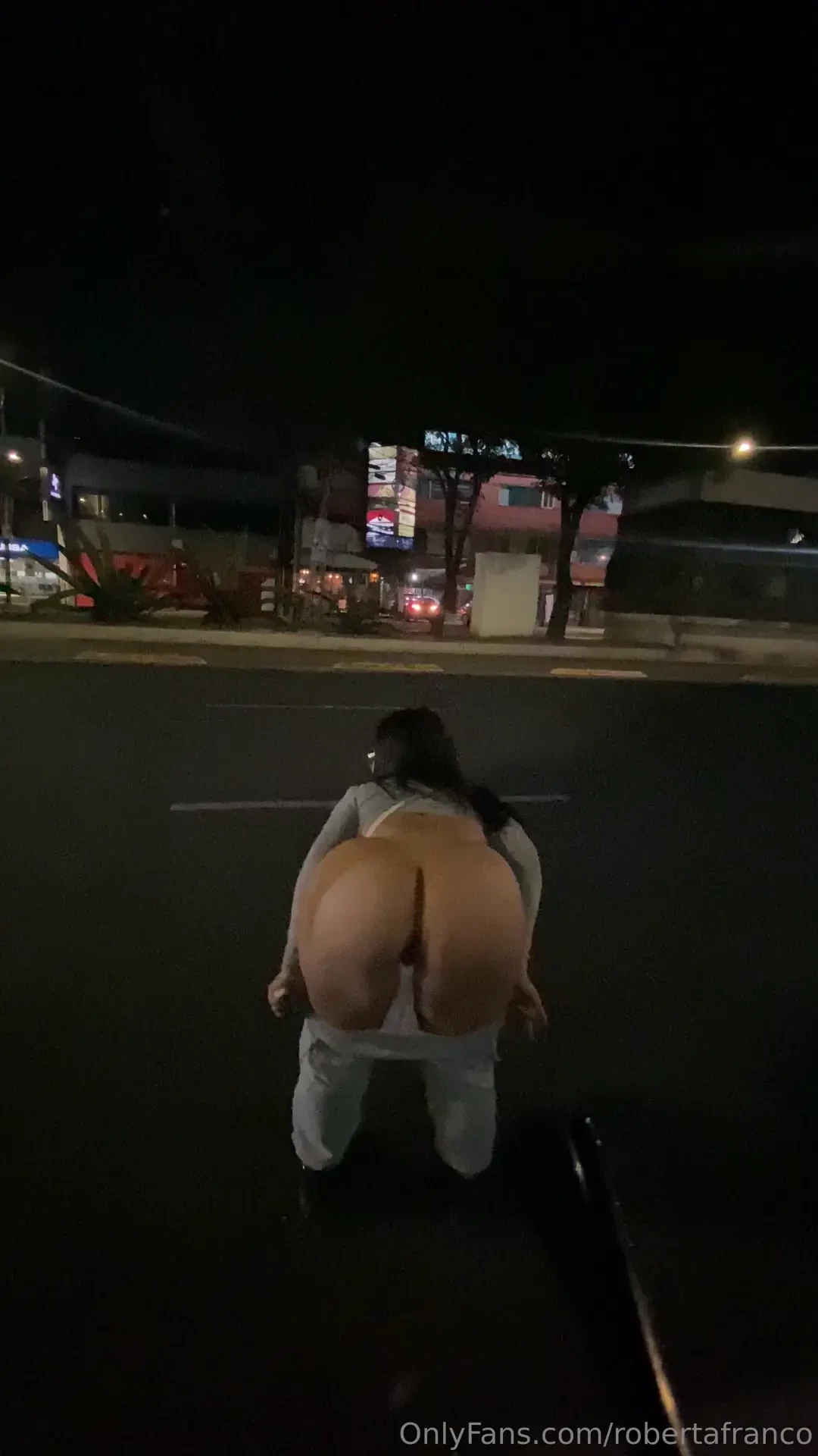 Haciendo de las m as en la cuidas de mexico como me encanta el 