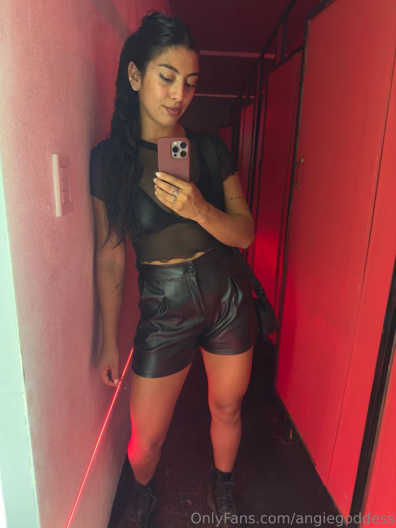 Your goddess likes to go out at night to have fun 