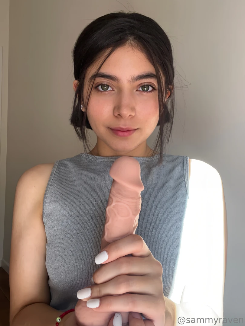 Am i holding it the right way or do you wanna show me how it s done 