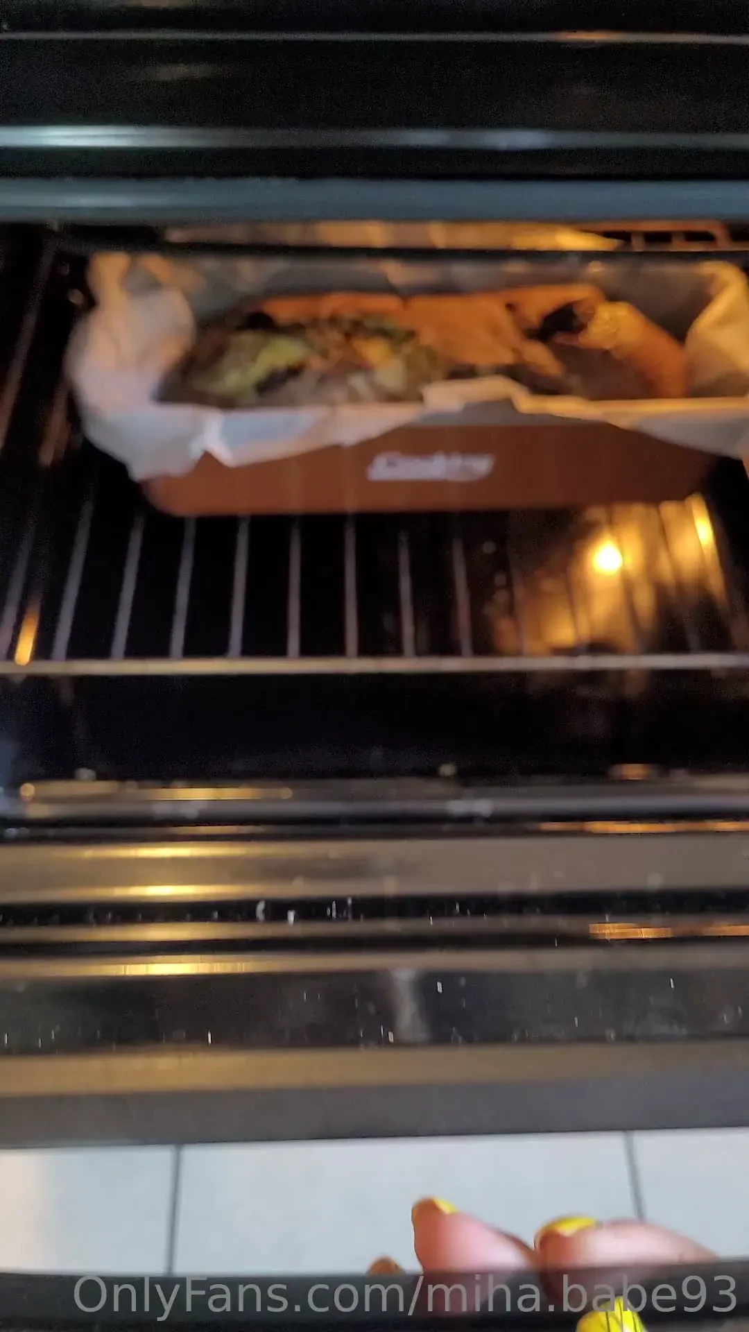 S rb tori fericite b ie ii mei dragi v pup pe fiecare mparte i v mul 