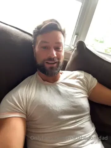 Want dad to rate your cock or ass fuck yeah 