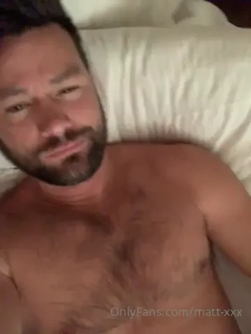 Good morning pigs and perverts daddys so fucking horny this morning 