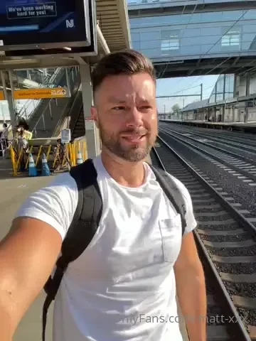 Daddy s in nyc for a few days send help 