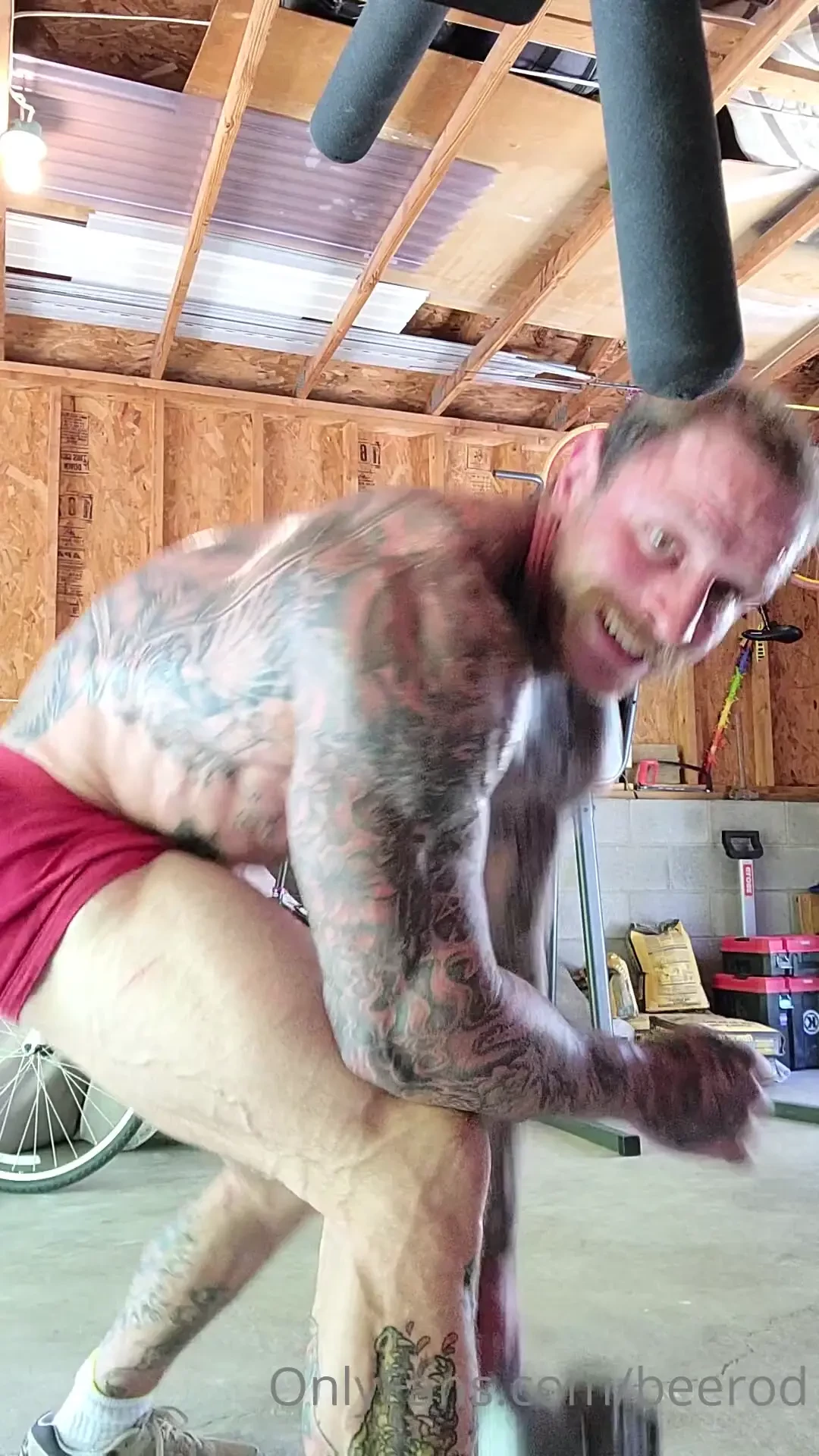 Super sweaty workout for you guys 