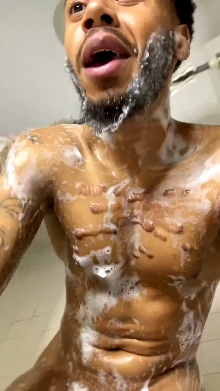 Stream started at 10 13 2024 08 43 pm show big daddy some 