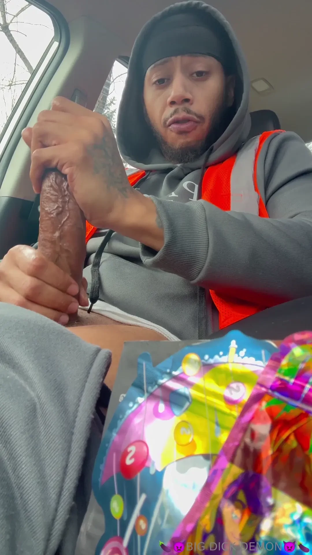 Getting off work be like 