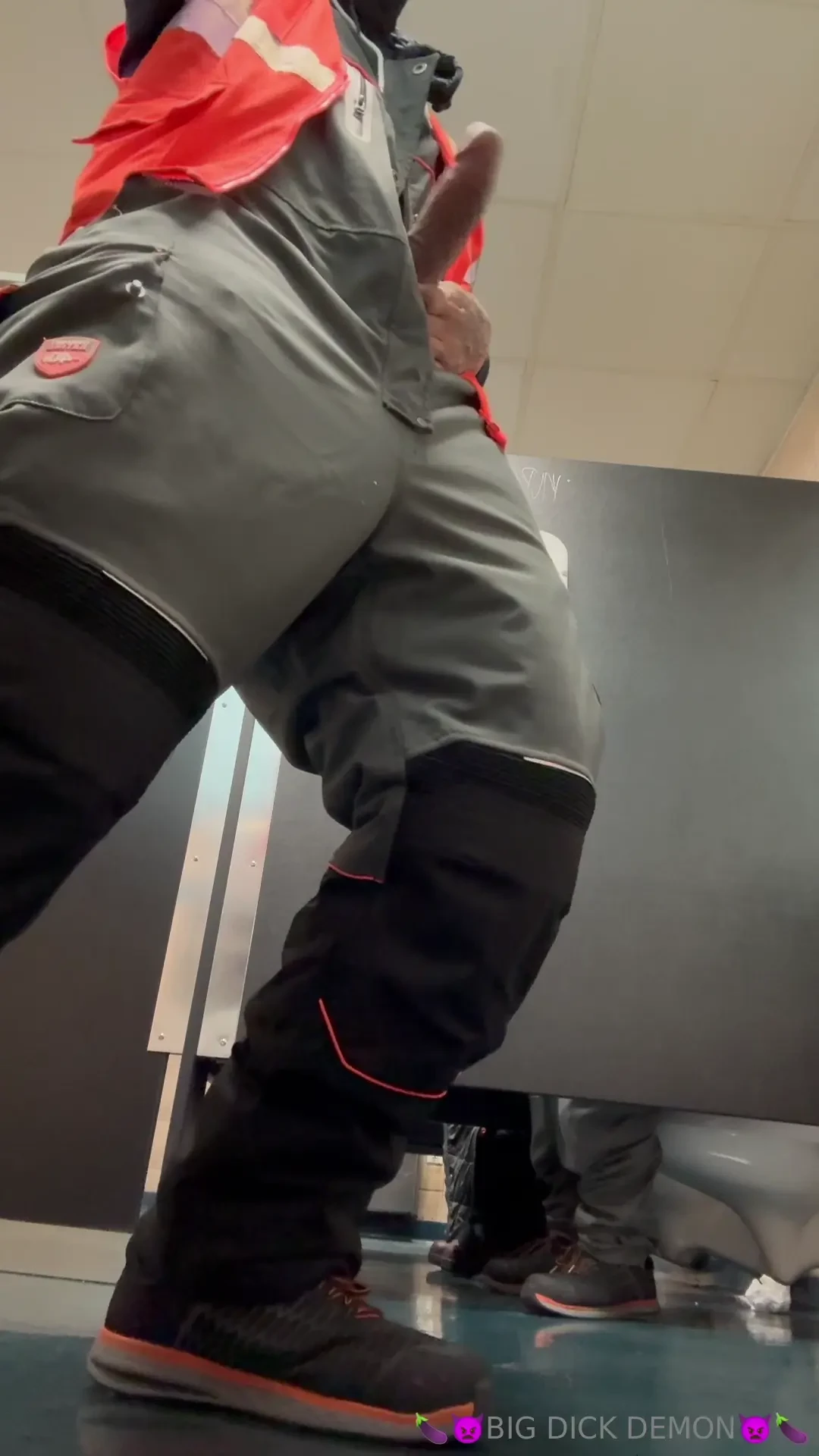 I be at work dick throbbing sometimes i have to just whip it out 