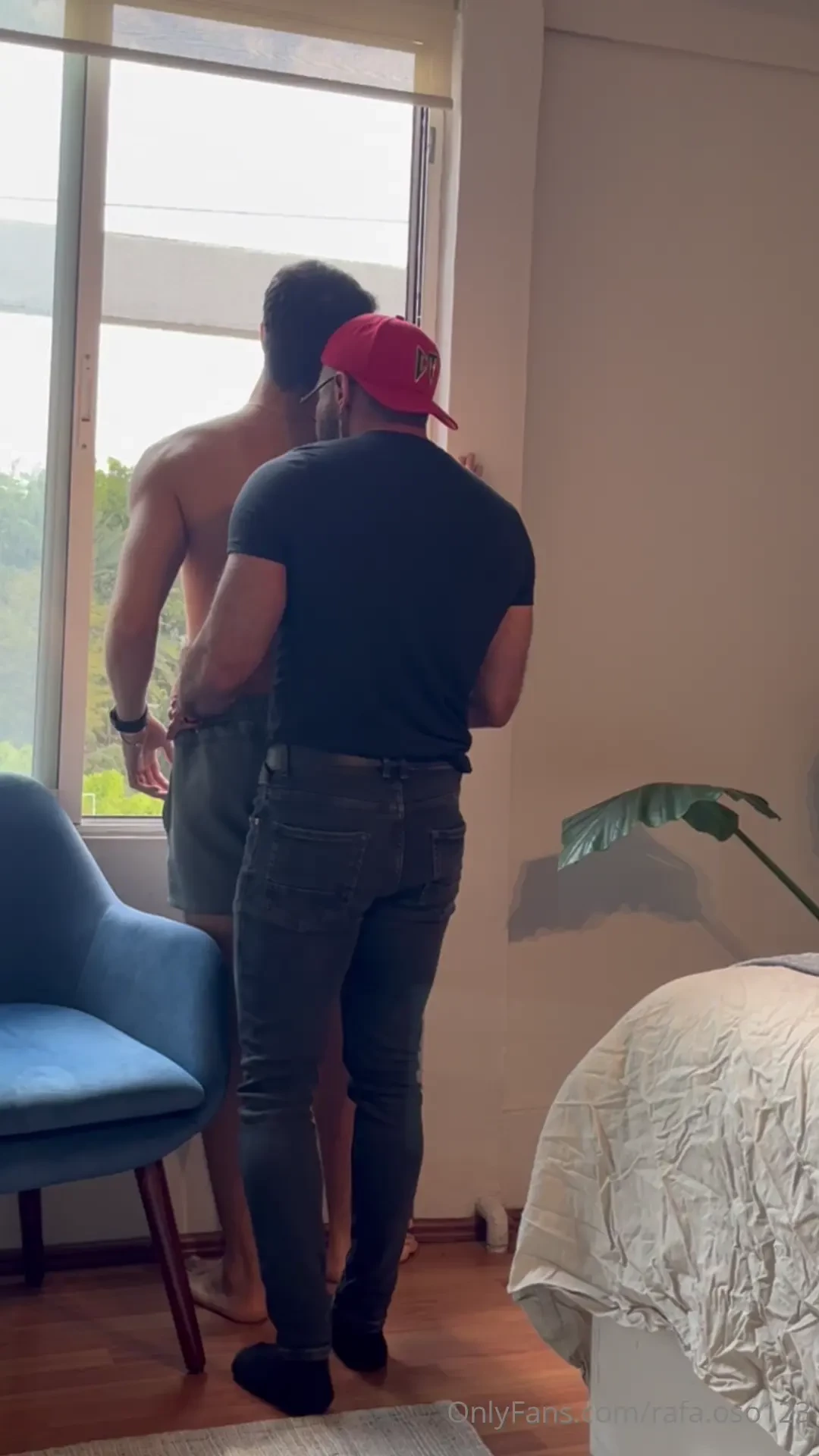 Es lunes y excelente inicio de semana para todos estamos de estreno 