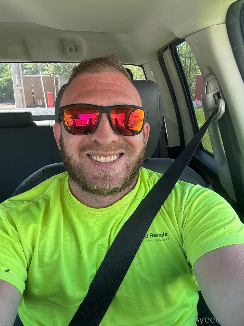 Happy monday part 2677 