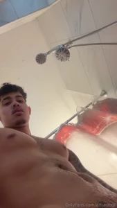 I m very horny come take a bath with me