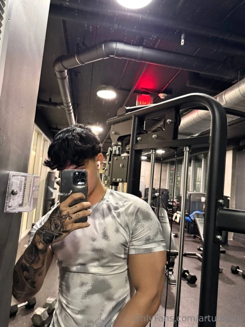 Let s have a sweaty session 