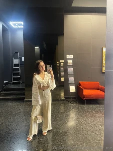 If i had a dollar for every time i didn t know what to wear i d buy part 1