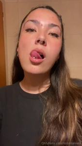 This is my face after i see your fat wallet