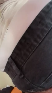 I need a new office chair whose face can i use perhaps i ll wear my