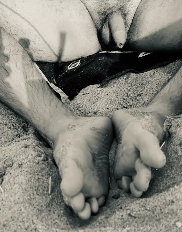 Feet sweat salt musky balls do you like mixed tastes and smells 