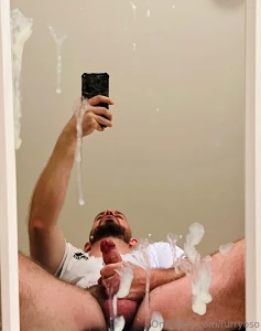 These are my favorite mirror cumshots lmk in dm which one makes you part 2