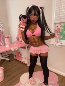 _ ugh i wana like this photos so bad but don t know