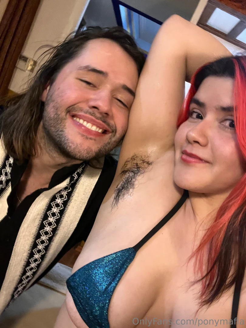 Its_hairystyles is on mexico and we see you today and he loved my part 3 