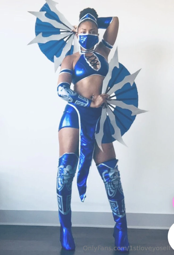 Coming back to onlyfans cosplay edition what outfit u wanna see me in part 3 