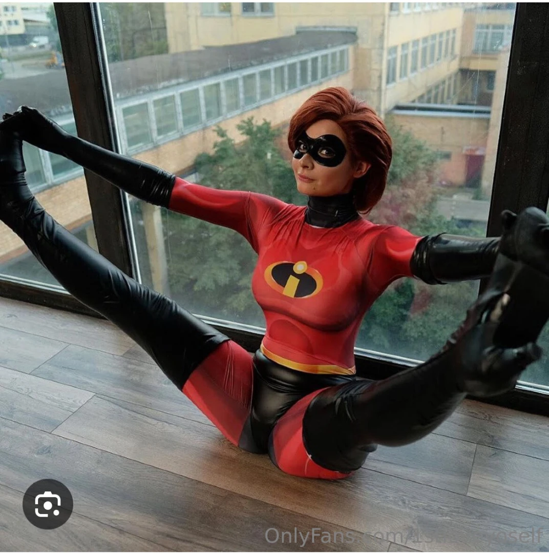 Coming back to onlyfans cosplay edition what outfit u wanna see me in part 8 