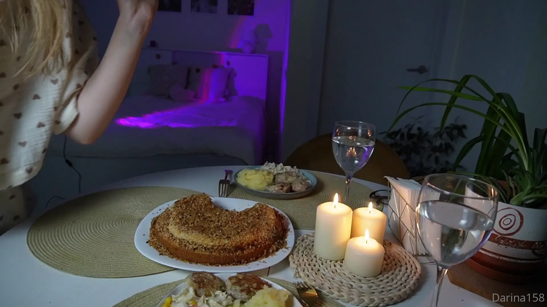 Girlfriend gives her ass on valentine s day would you have dinner with 