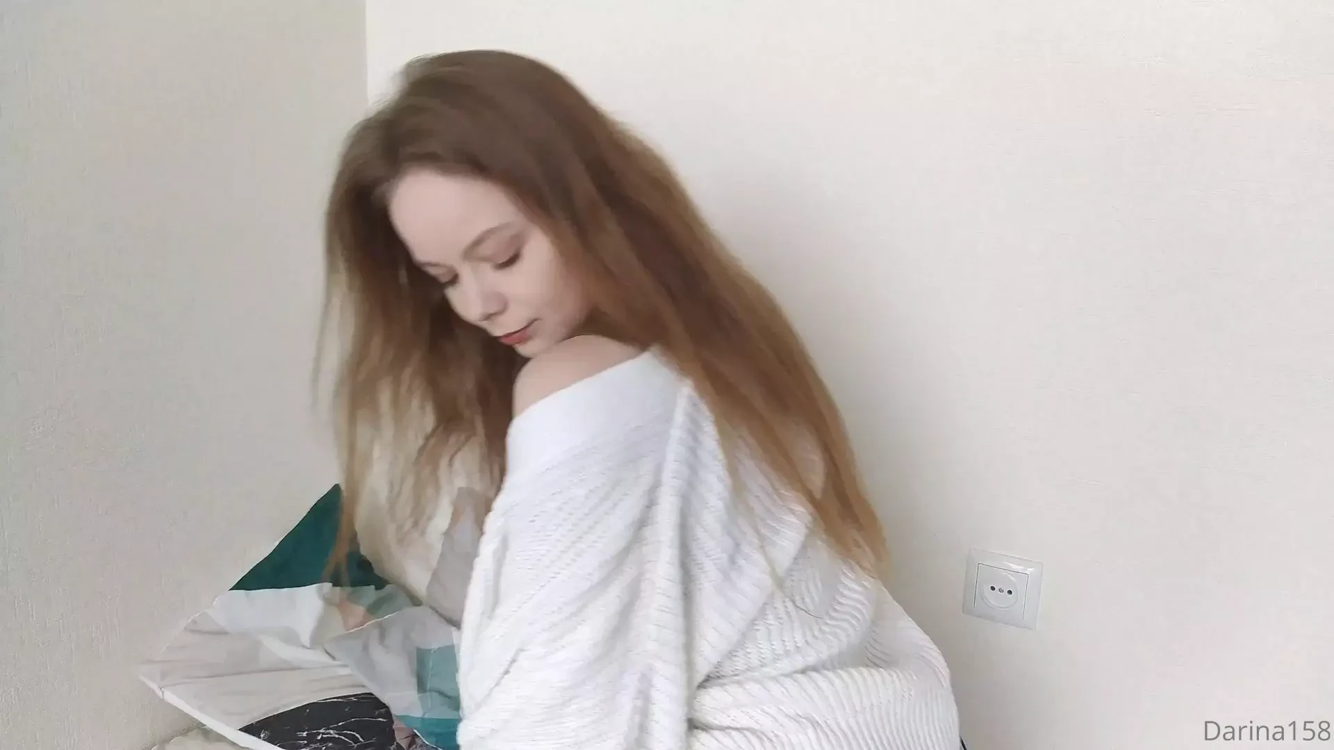 Teasing you in jeans 