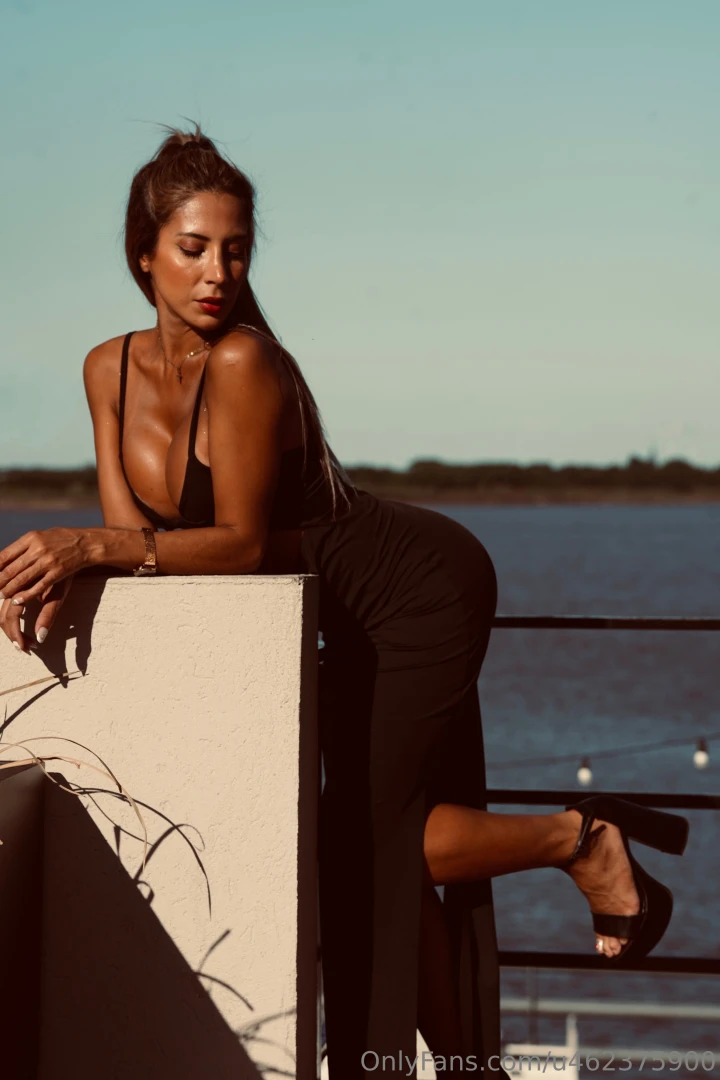 Tan is my ideal color 