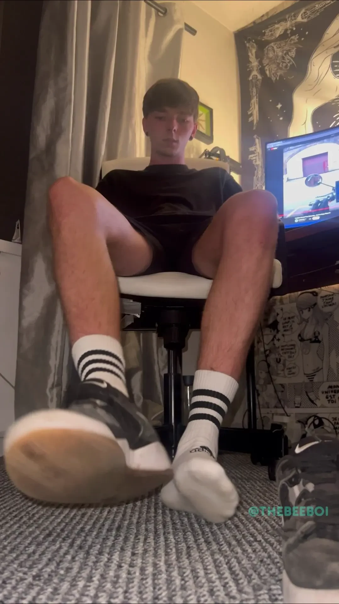 This one is for the feet lovers you know who you are 