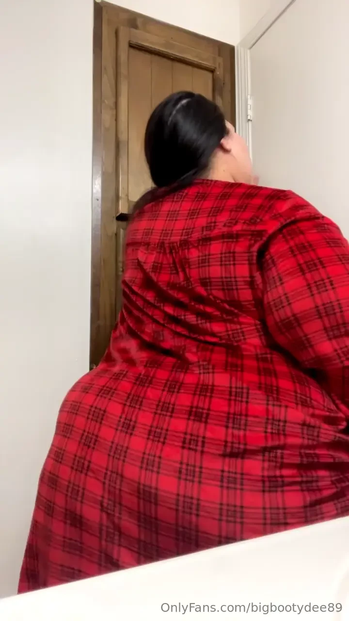Fatt booty ass 