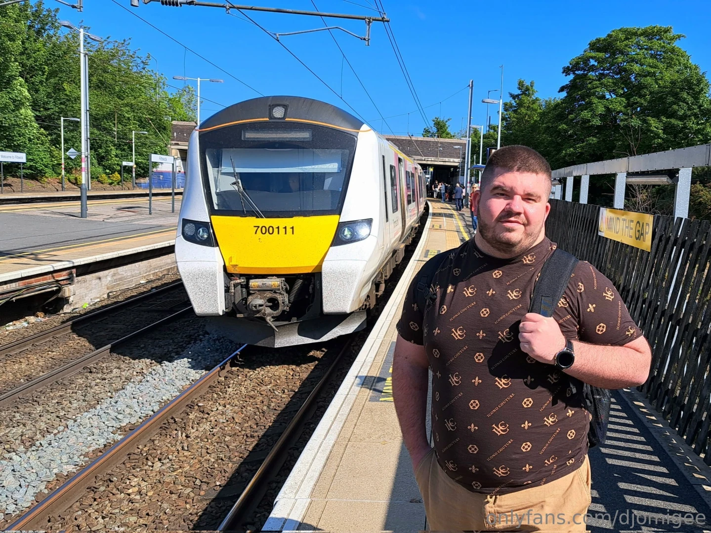 Lovely sunny day today i am off to brighton 