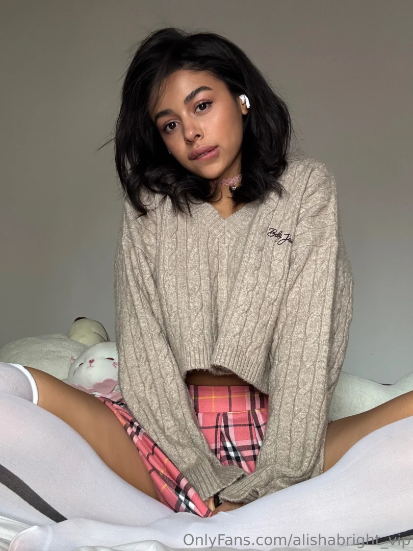 Tell me your secret how you will play with me 