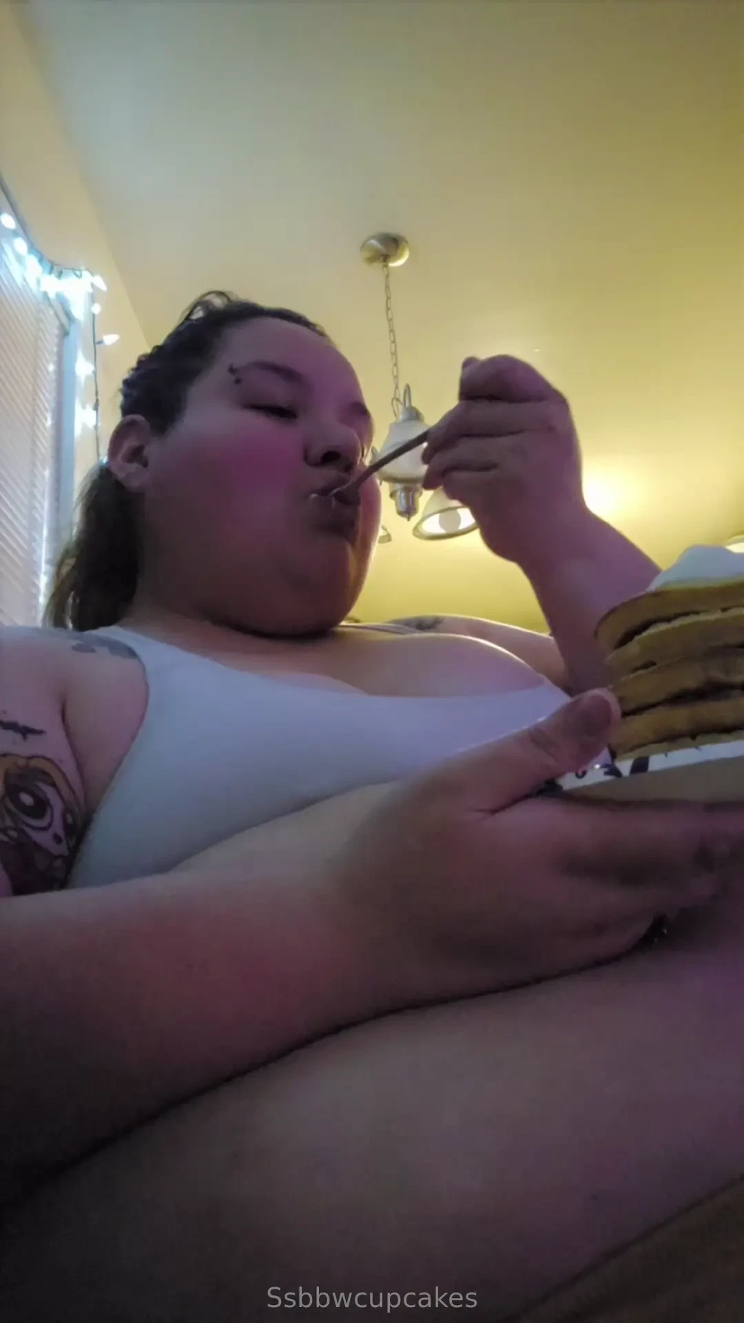 Just having some late night waffles as a snack before bed video cut 