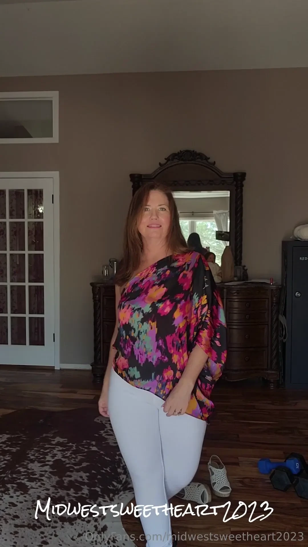 It s cloudy here so maybe this will brighten up your day weekend is 