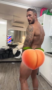 We love a thick third leg pump