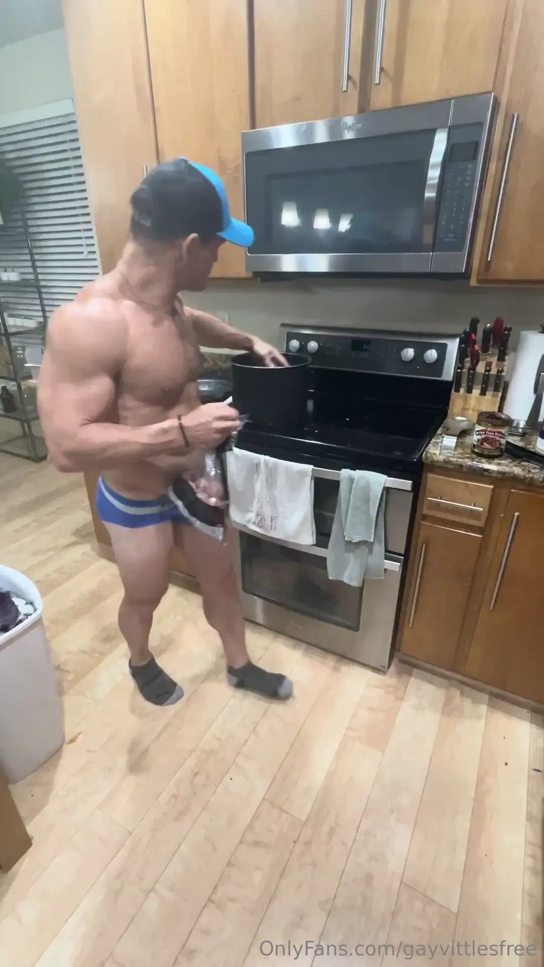 Hey homies come chill in the kitchen with me - just rocking my undies 