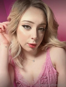 Pretty in pink part 2450