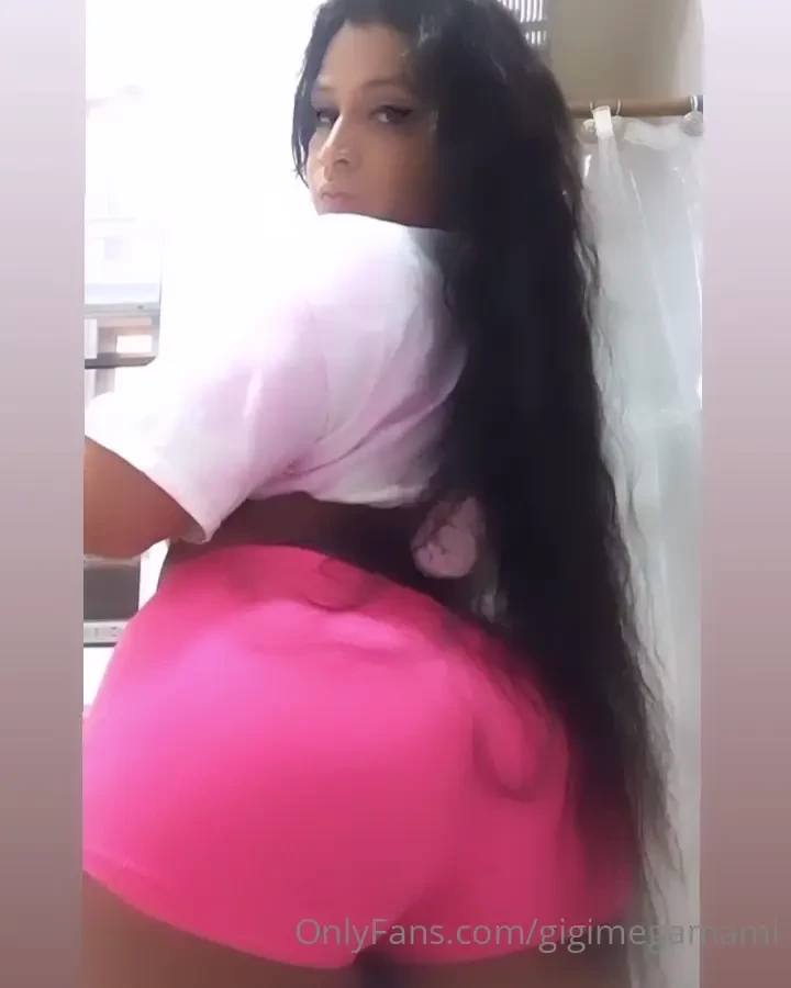 Hi daddy don forget to u lock those naughty videos 