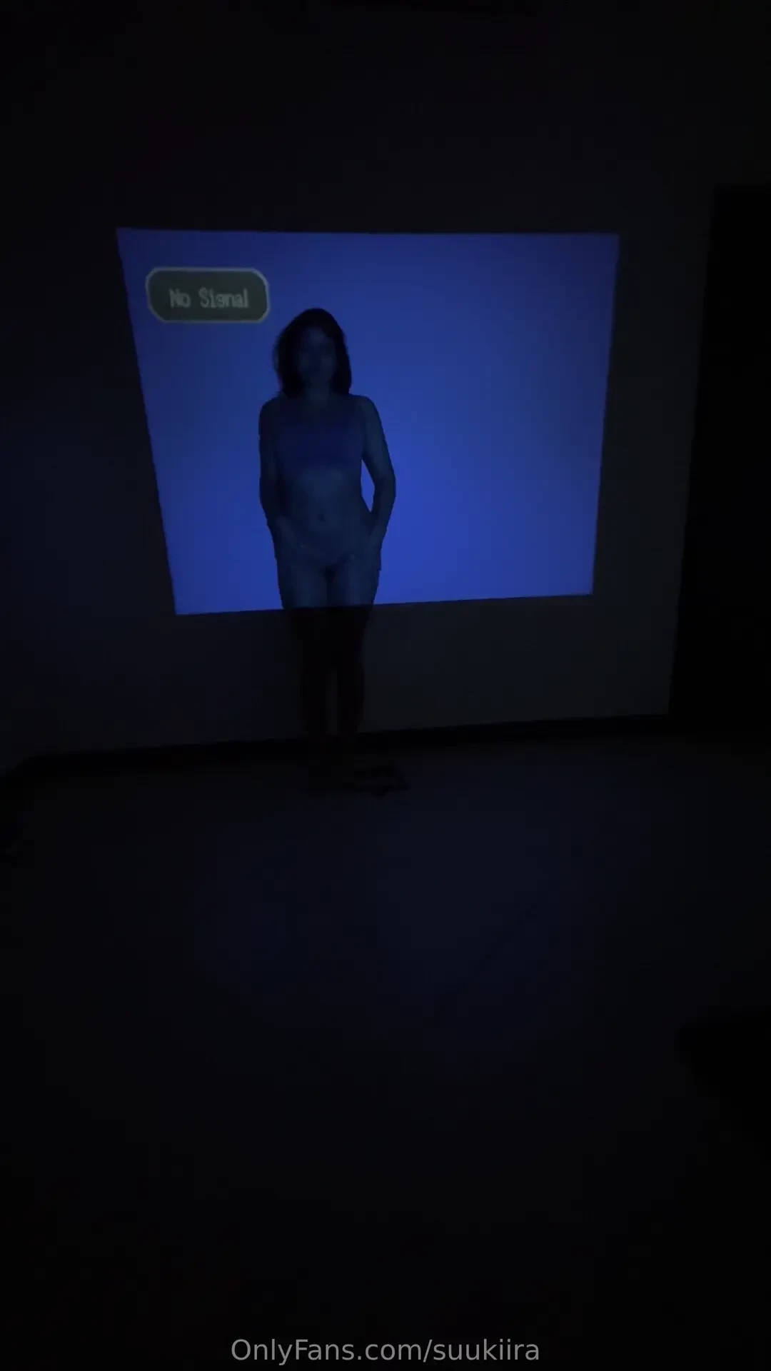 U wanna see a movie with me or do a movie with me 