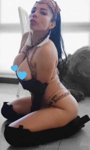 Latina_desire suscribe for free and enjoy my exclusive content -