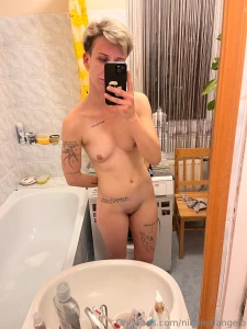 The day is over are you coming to take a bath with me