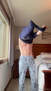 A little strip tease to start your morning