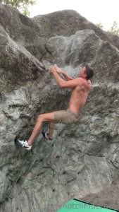 I suppose i better live up to my name as a climber and post a boulder